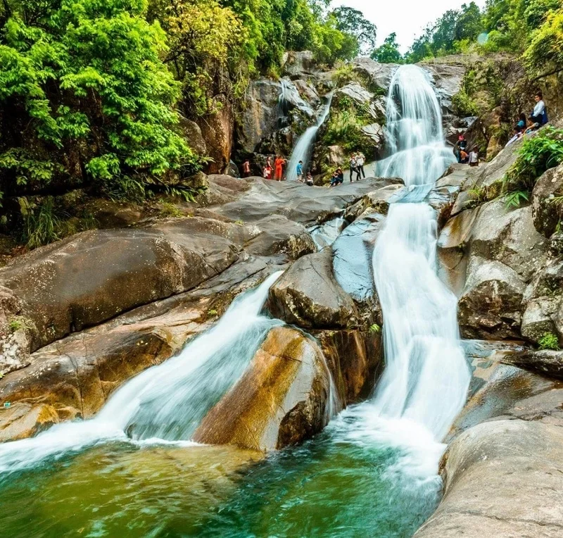 song-lung-khung-long-binh-lieu-11