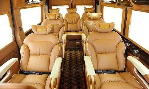 Chất lượng và tiện nghi đi kèm là yếu tố quan trọng khi chọn xe limousine Cát Bi - Hạ Long